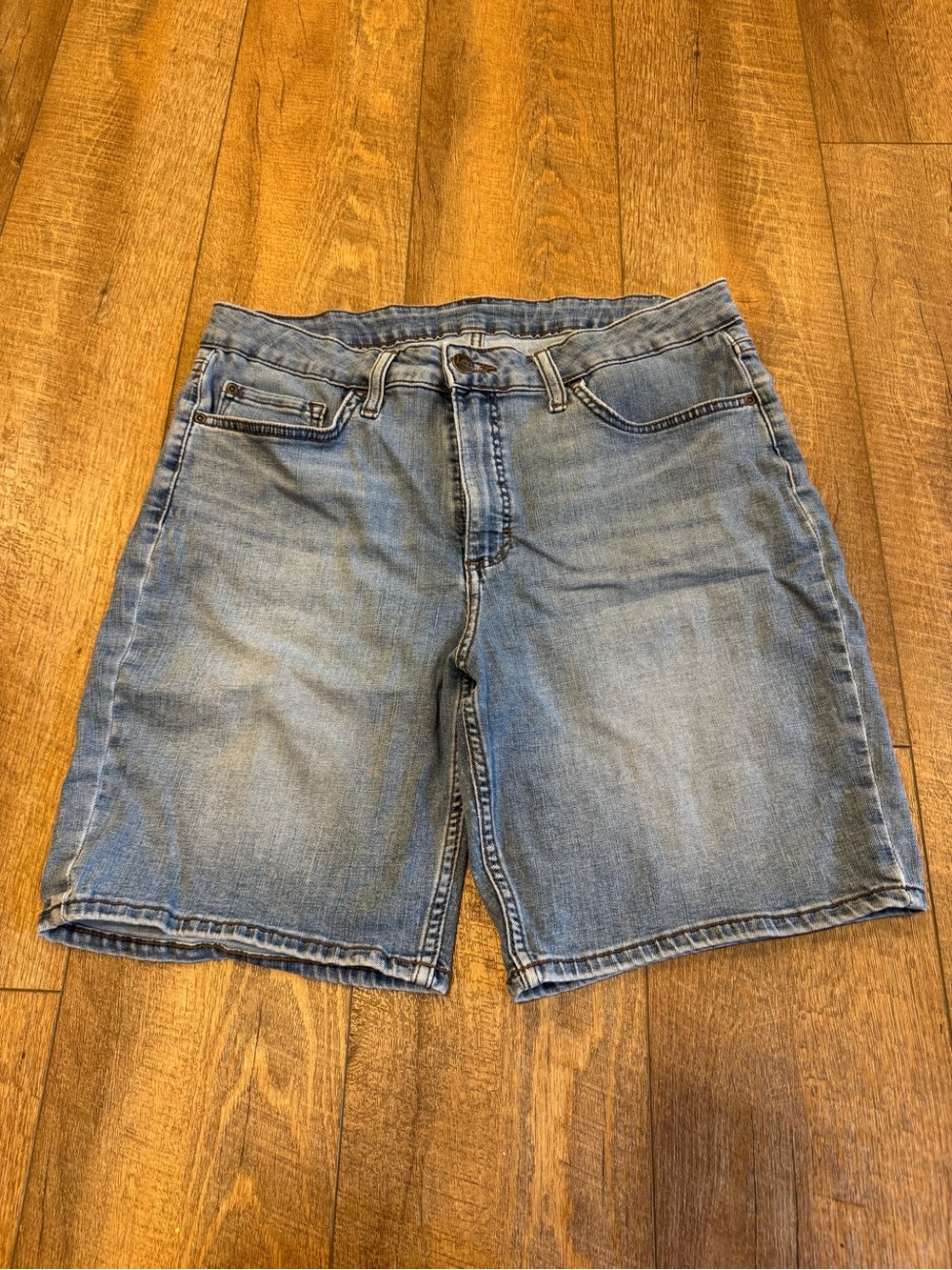 Vintage Women’s Lee Blue Denim Shorts Size 16